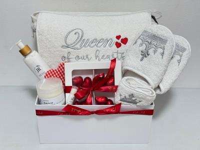 Queen of our hearts box